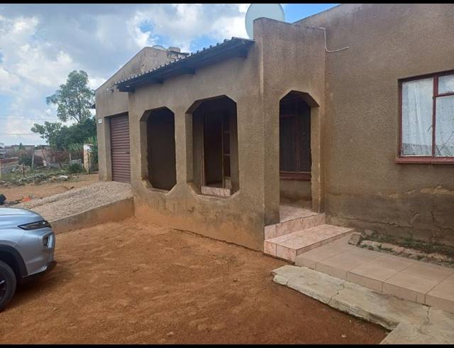 5 BEDROOM HOUSE FOR SALE IN MEGORING